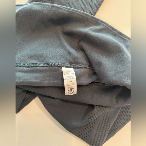 Athleta Leggings size s/m - Picture 3 of 3